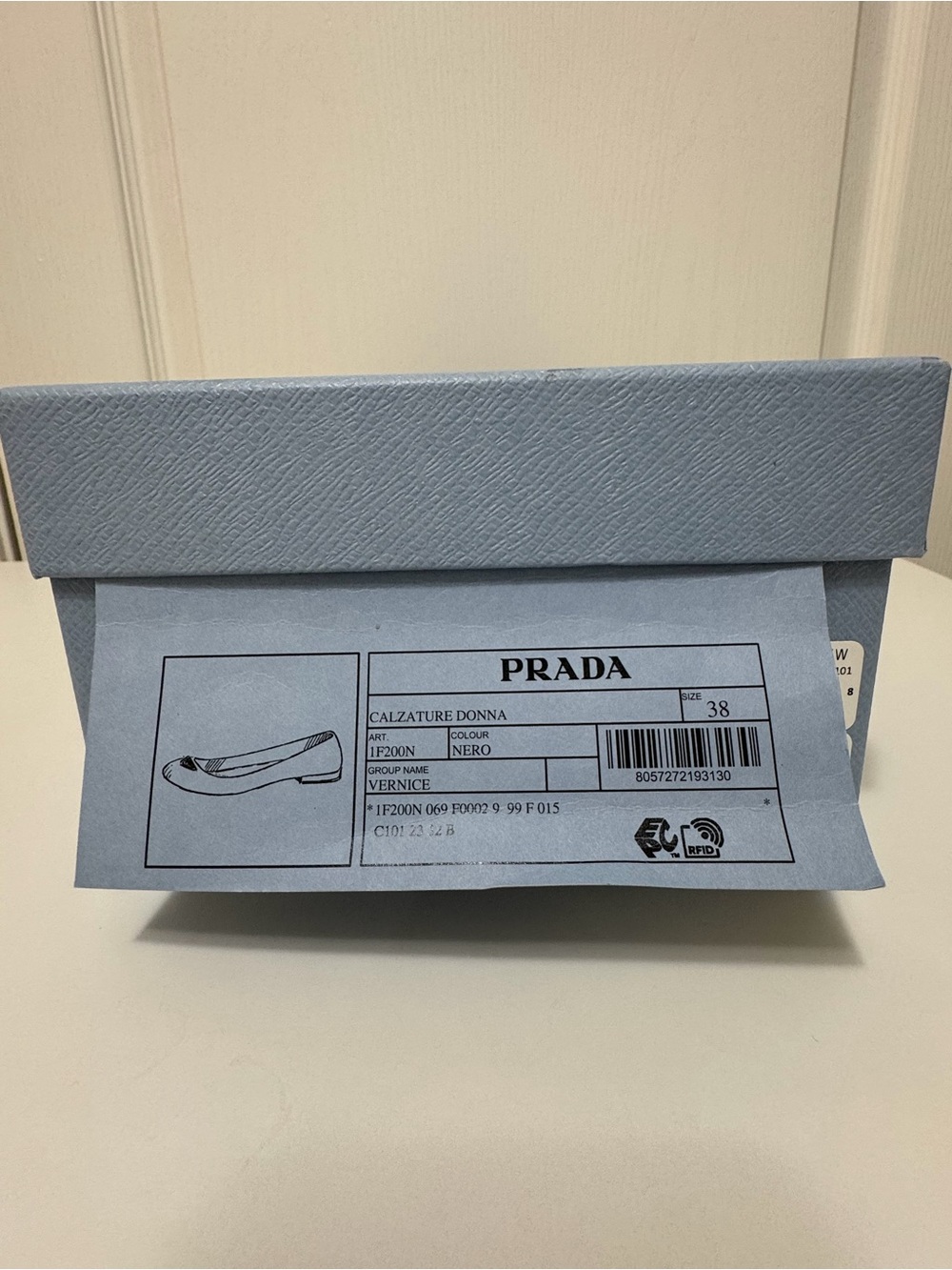Prada Calzature Donna Ballet Flats
Black Patent Leather - Picture 2 of 9